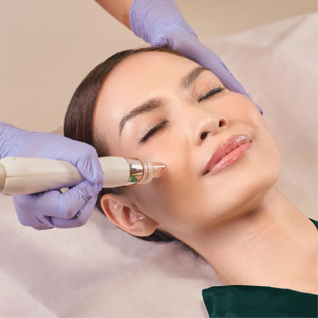 Hydra Glow Facial treatment - Mariana Mosquera